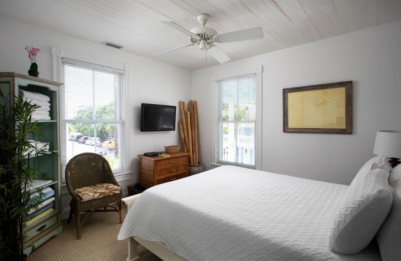 Bahama Gardens - Main House Ferienhaus *